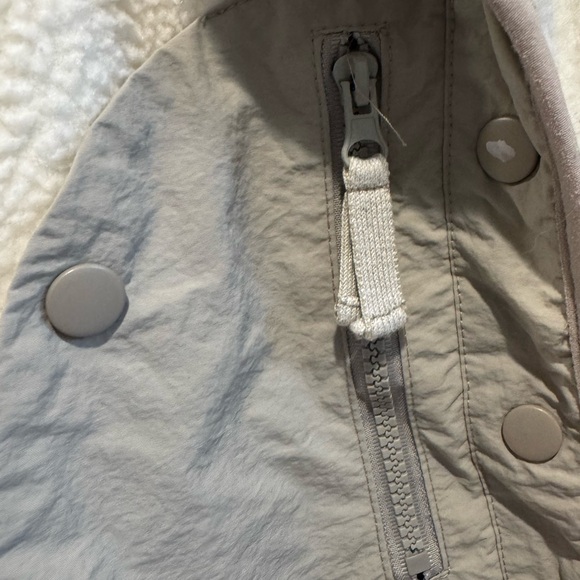 Her Entire Name Says Grace Ivory Sherpa Jacket with Gray Accents Size L - Picture 12 of 16